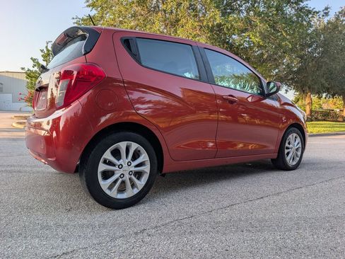 Used 2022 Chevrolet Spark LT FWD image 9