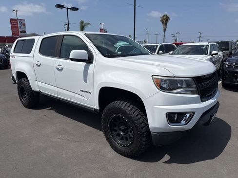 Used 2017 Chevrolet Colorado LT w/ LT Convenience Package AWD/4WD image 6