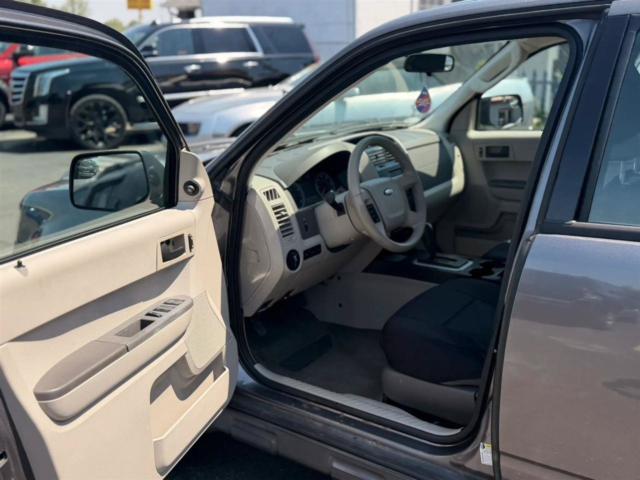 Used 2012 Ford Escape XLS FWD image 27
