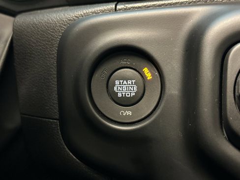 Used 2022 Jeep Wrangler Unlimited Sahara w/ Cold Weather Group image 22