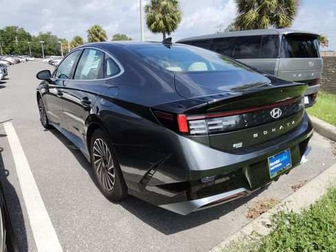 Certified 2025 Hyundai Sonata SEL FWD image 3