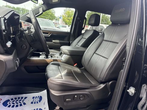 Used 2023 Chevrolet Silverado 1500 High Country AWD/4WD image 13