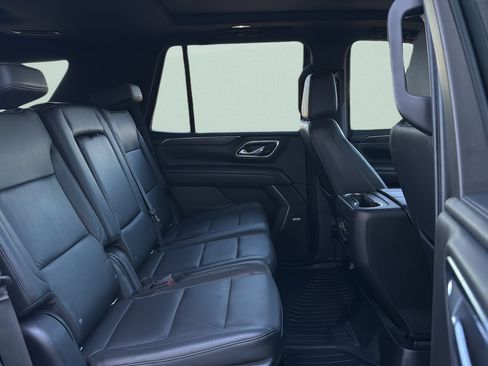 Used 2021 Chevrolet Tahoe LT w/ Luxury Package AWD/4WD image 30