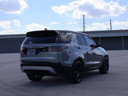 Used 2023 Land Rover Discovery Metropolitan Edition AWD/4WD image 5