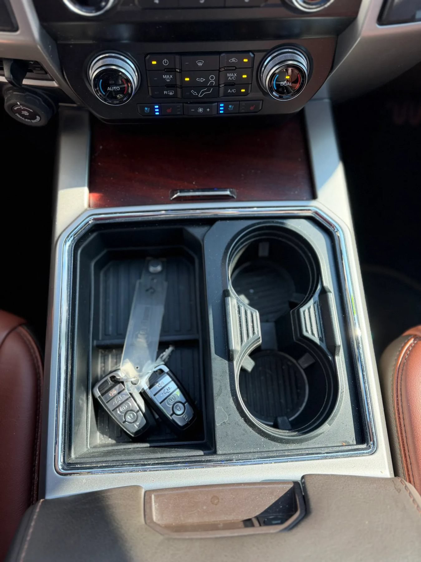Used 2020 Ford F350 King Ranch w/ King Ranch Ultimate Package AWD/4WD image 20