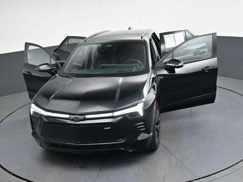 Used 2024 Chevrolet Blazer EV RS image 35