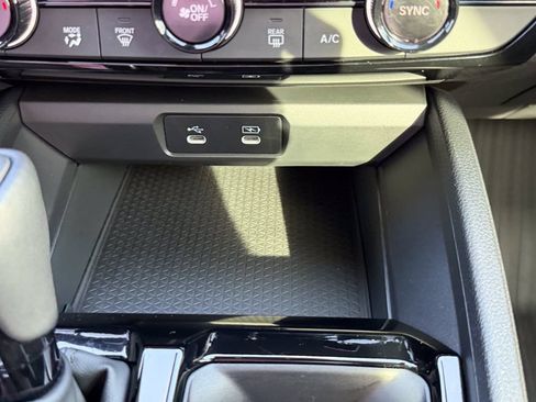 Used 2024 Honda Accord Sport image 24