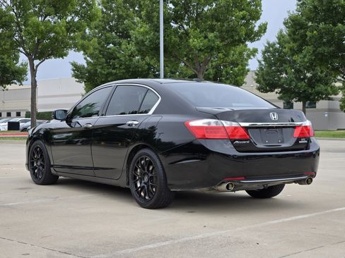 Used 2014 Honda Accord Touring image 3