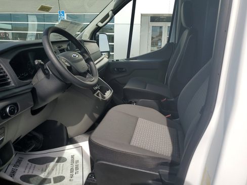 Used 2024 Ford Transit 250 148 Medium Roof image 12