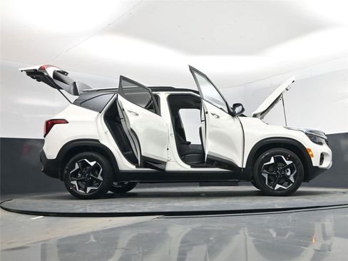 New 2026 Kia Seltos S image 31