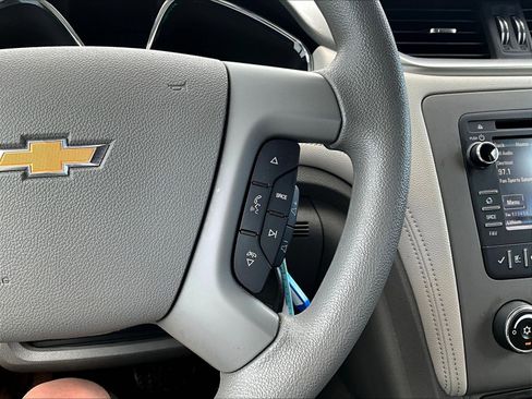 Used 2016 Chevrolet Traverse LS w/ LPO, 'HIT The Road' Package AWD/4WD image 12