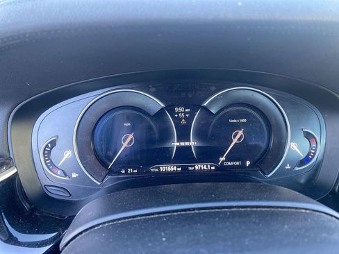 Used 2018 BMW M550i xDrive image 10