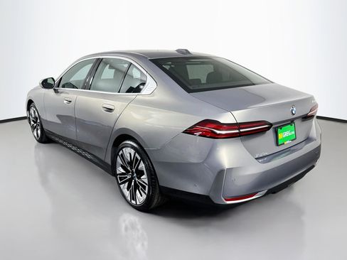 Used 2026 BMW 530i RWD image 7
