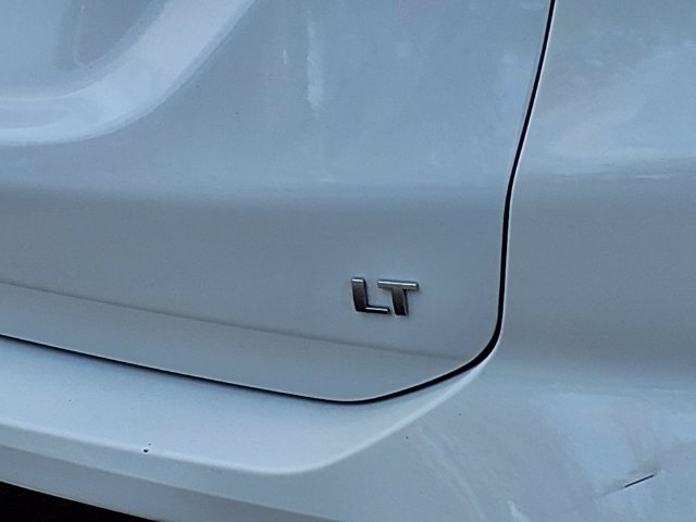 Used 2024 Chevrolet Equinox LT w/ LPO, Floor Liner Package FWD image 25