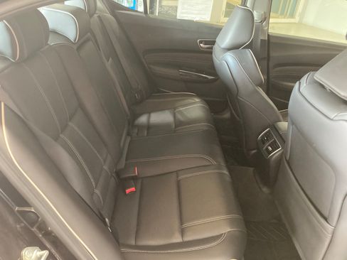 Used 2018 Acura TLX V6 SH-AWD w/ Technology Pkg image 7