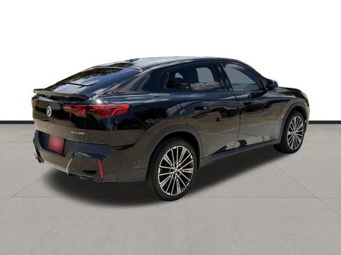 Used 2026 BMW X2 xDrive28i w/ Convenience Package AWD/4WD image 5