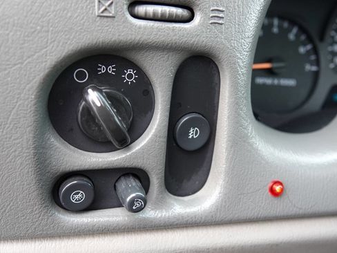 Used 2002 Chevrolet TrailBlazer LT w/ Preferred Equipment Group AWD/4WD image 96