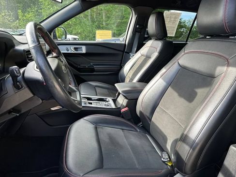 Used 2022 Ford Explorer ST-Line AWD/4WD image 38