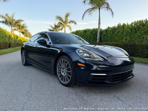 Used 2020 Porsche Panamera 4 AWD/4WD image 1