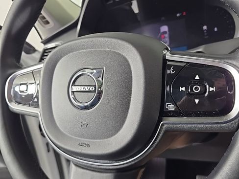 Certified 2023 Volvo XC90 B6 Plus AWD/4WD image 32