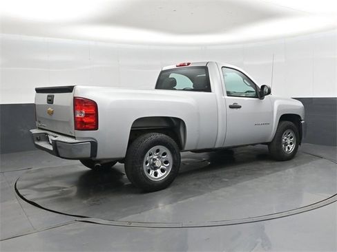 Used 2013 Chevrolet Silverado 1500 W/T w/ LS Package image 3