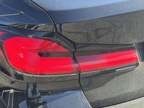 Used 2023 BMW 530i w/ Convenience Package image 10