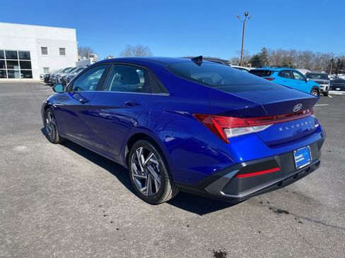 Certified 2025 Hyundai Elantra Limited image 8