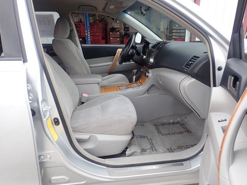 Used 2008 Toyota Highlander 4WD Hybrid image 25