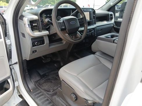 Used 2023 Ford F250 XL w/ XL Driver Assist Package AWD/4WD image 45