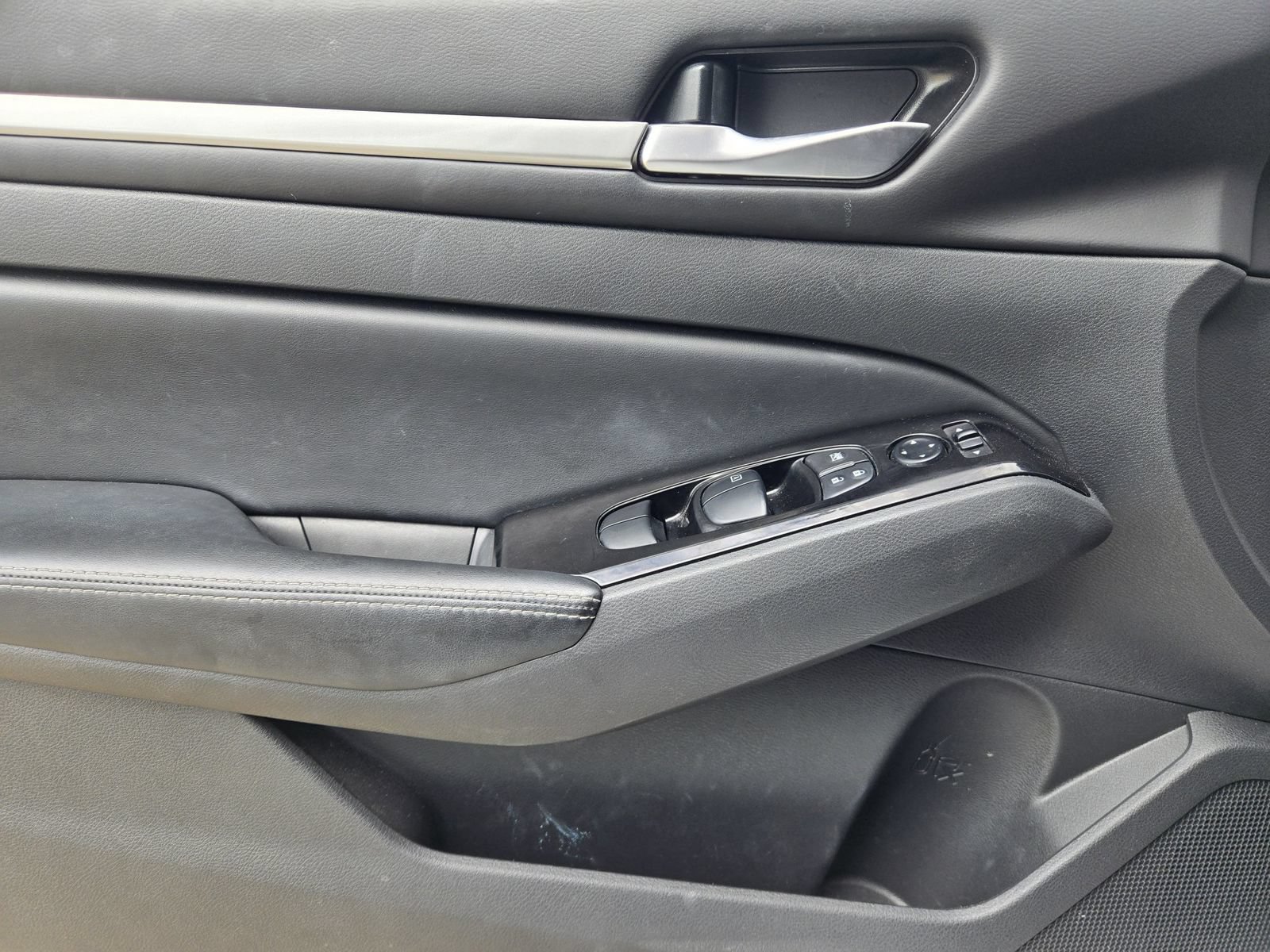 Used 2023 Nissan Altima 2.5 SV FWD image 20