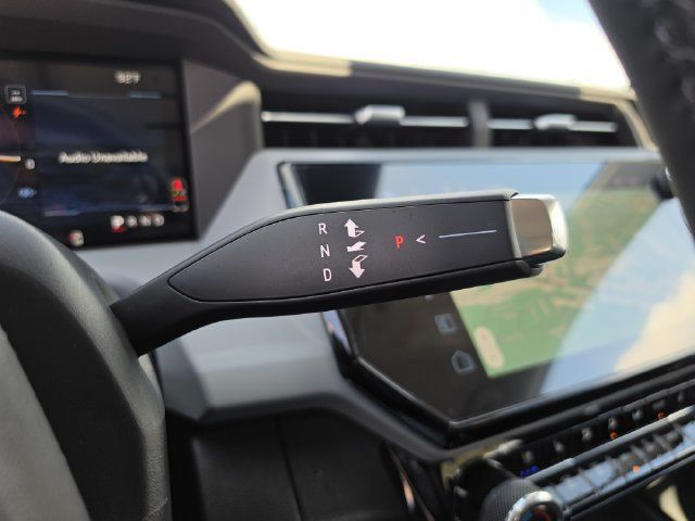 New 2027 Chevrolet Bolt RS w/ Super Cruise Package FWD image 30