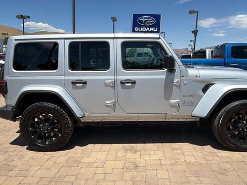 Used 2024 Jeep Wrangler Unlimited Sahara AWD/4WD image 2