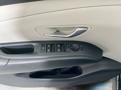 Used 2025 Hyundai Tucson SEL image 15