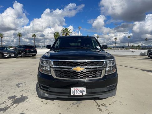 Used 2019 Chevrolet Suburban LT image 6