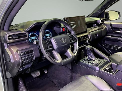 Used 2024 Toyota Tacoma TRD Off-Road w/ TRD Off Road Premium Package AWD/4WD image 18