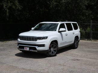 Used 2022 Jeep Grand Wagoneer Series I AWD/4WD video 1