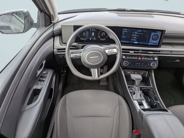 Used 2025 Hyundai Tucson SEL FWD image 15