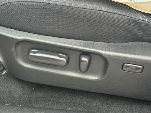 Used 2022 Toyota Tacoma TRD Sport image 14