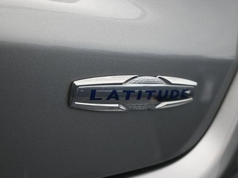 Used 2020 Jeep Compass Latitude image 35