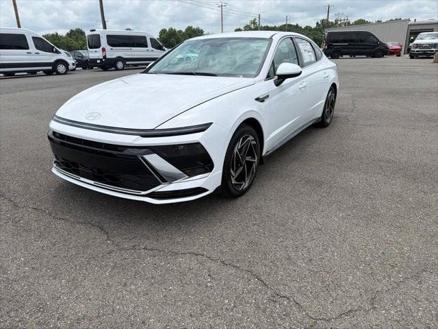 New 2026 Hyundai Sonata SEL FWD image 7
