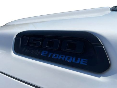 Used 2021 RAM 1500 Big Horn AWD/4WD image 12