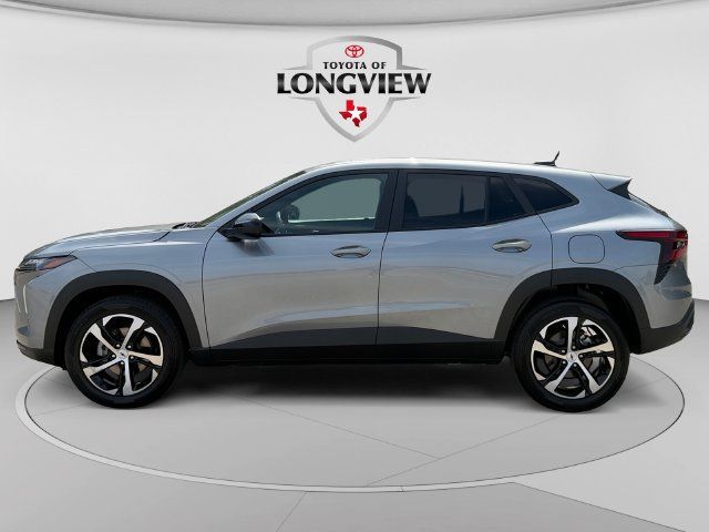 Used 2025 Chevrolet Trax RS w/ Driver Confidence Package FWD image 2