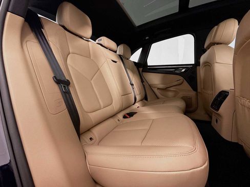 New 2025 Porsche Macan image 29