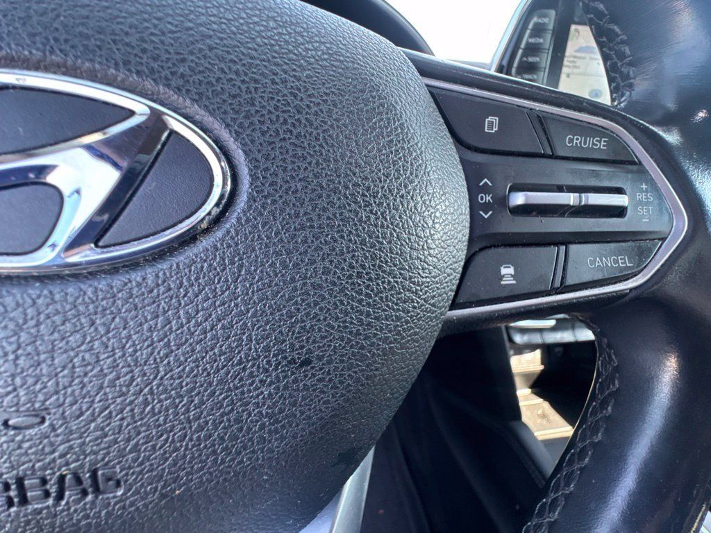Used 2020 Hyundai Santa Fe Limited FWD image 15
