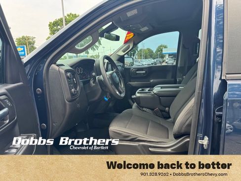Used 2021 Chevrolet Silverado 1500 Custom Trail Boss w/ Safety Confidence Package AWD/4WD image 10