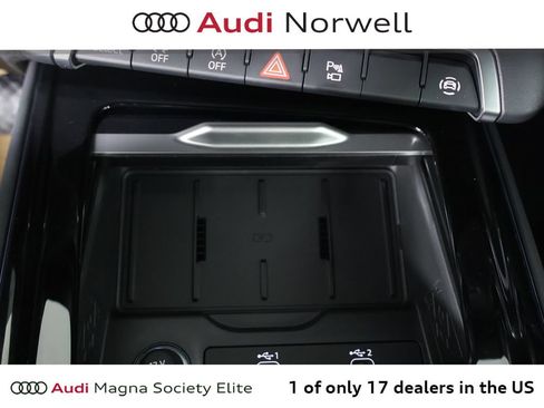 New 2026 Audi Q3 quattro 2.0T AWD/4WD image 3