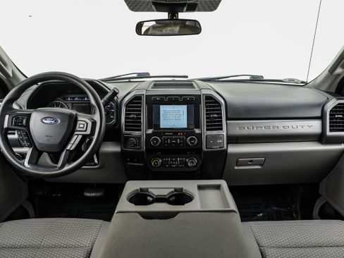 Used 2020 Ford F250 XLT AWD/4WD image 13