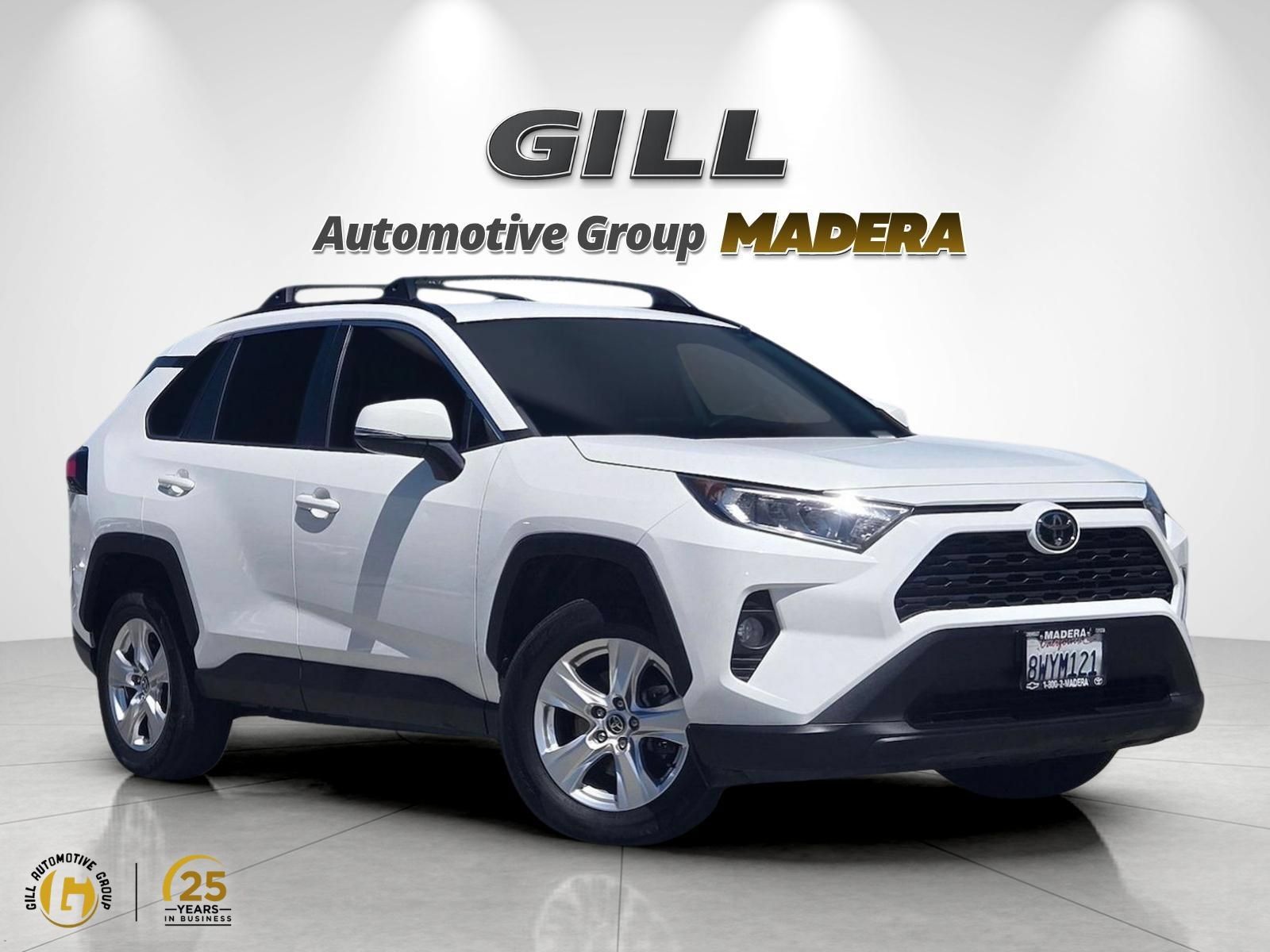 Used 2021 Toyota RAV4 XLE AWD/4WD image 1