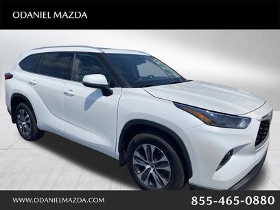 Used 2022 Toyota Highlander XLE