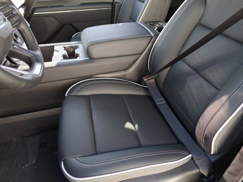 New 2026 GMC Sierra EV Elevation image 21